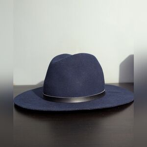 Hat Attack Madison Navy Blue 100% Wool Wide-brim Fedora Hat Black Leather Band‎